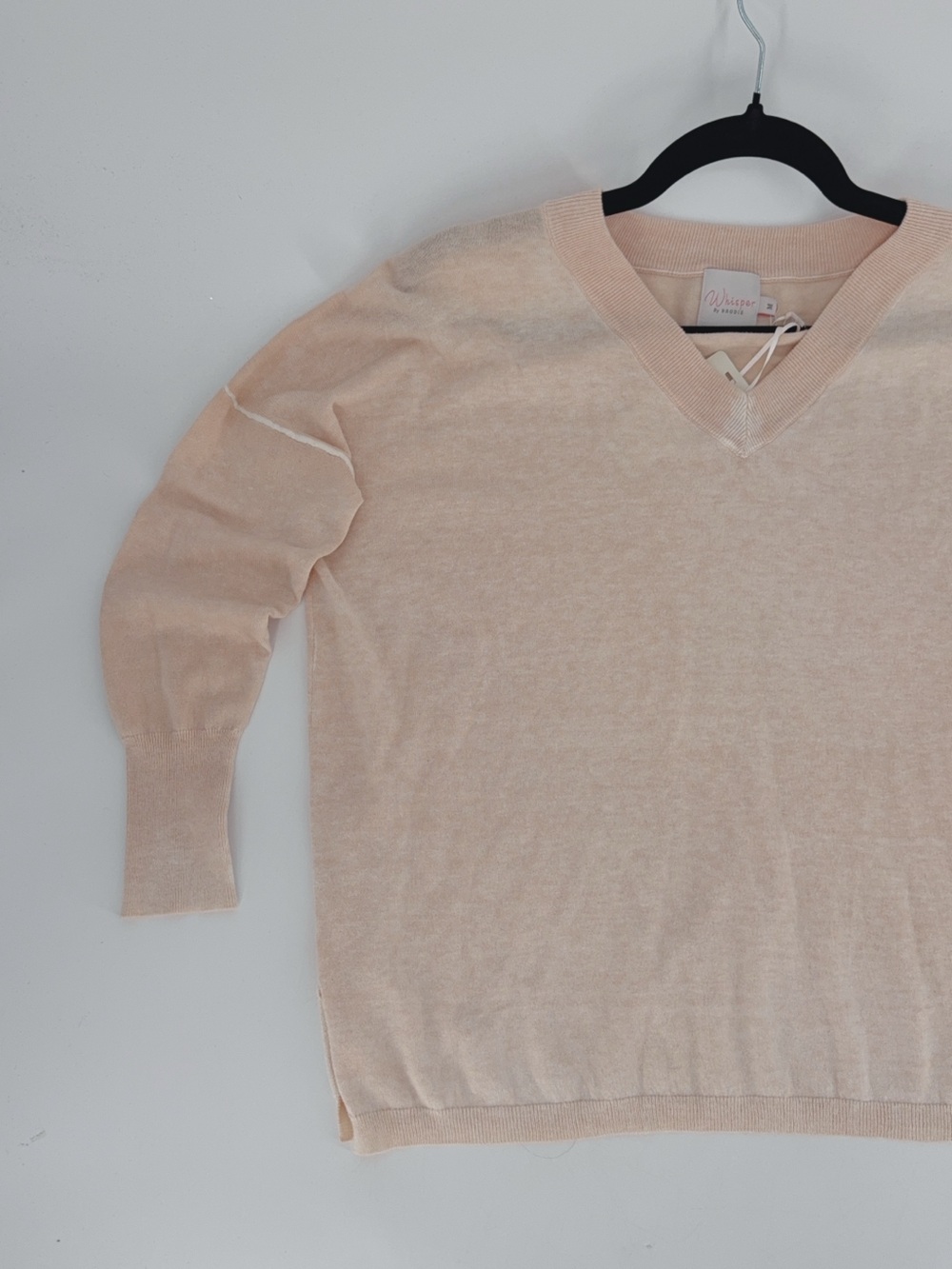 Whisper by Brodie Ivy ink V-Neck Women's Sweater size M NWT - Picture 2 of 7